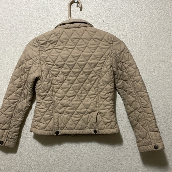 GAP Original Garment Girls Tan Quilted Jacket. Good Condition- Stylish!! Size L. - Picture 5 of 8